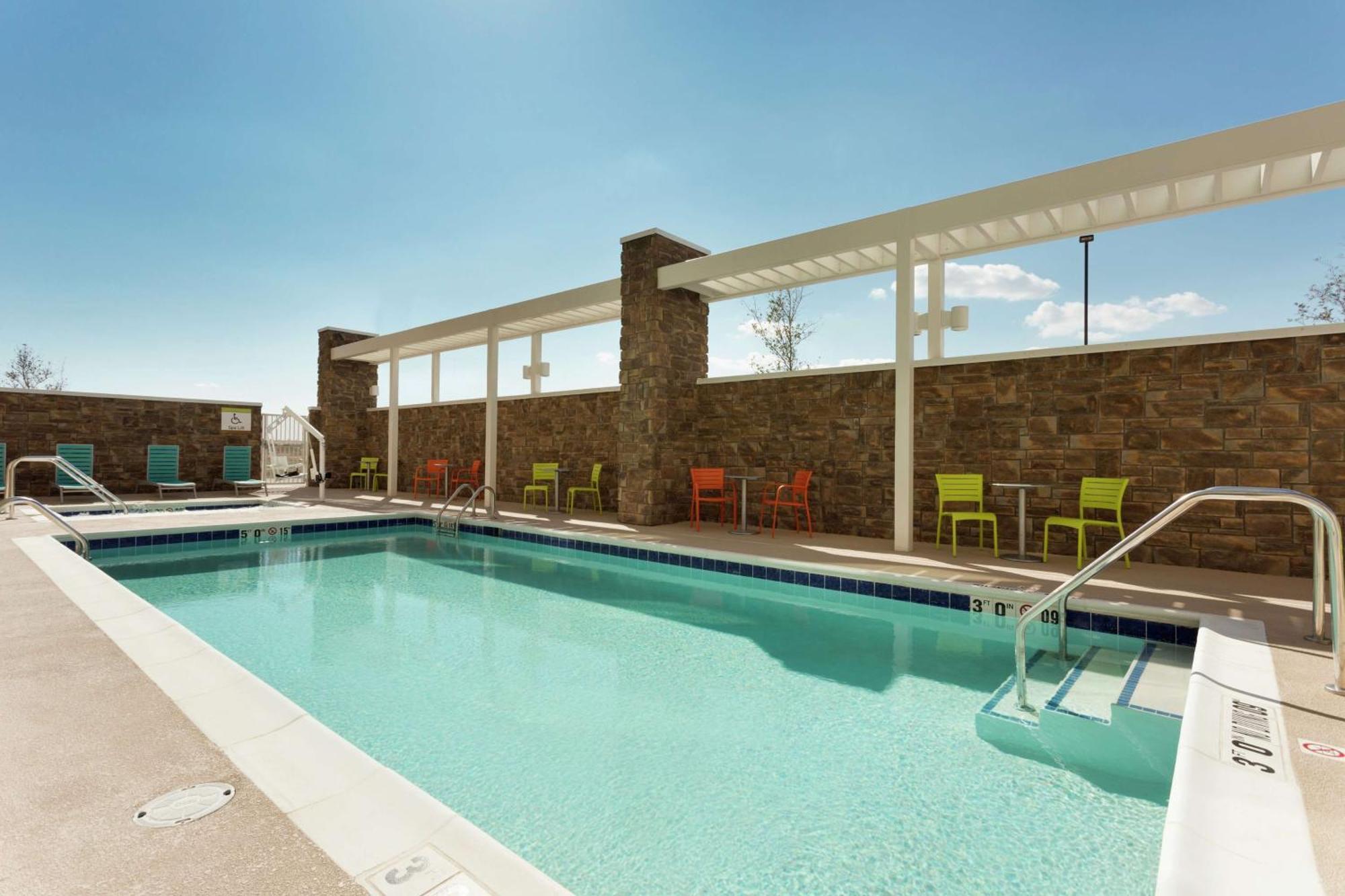 Home2 Suites By Hilton Midland Exterior photo